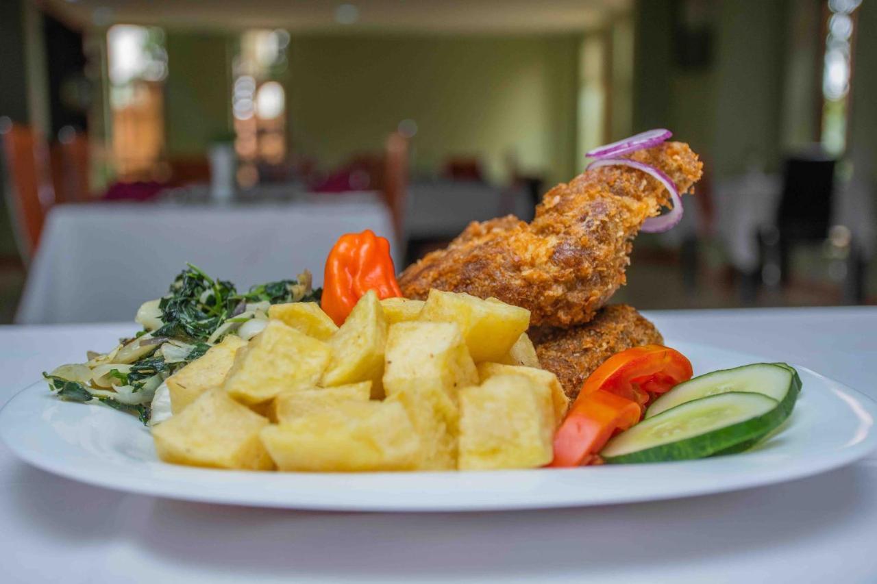 Panone Hotel Boma Boma la Ngombe エクステリア 写真