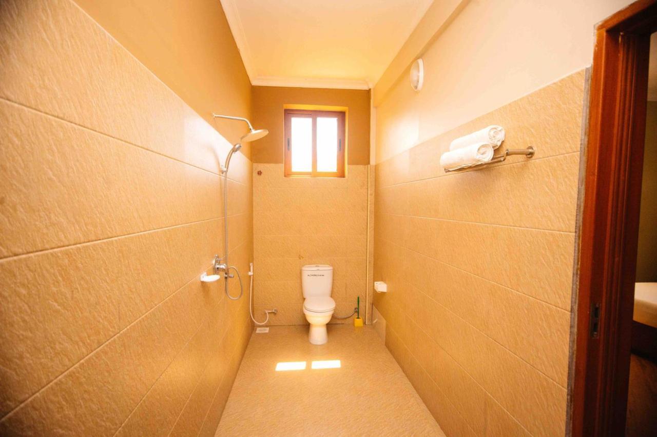 Panone Hotel Boma Boma la Ngombe エクステリア 写真